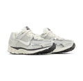 Nike vomero 5