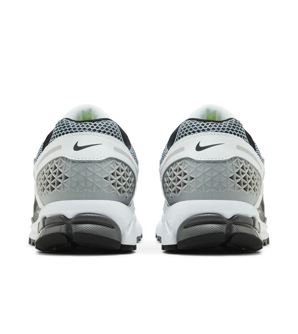 Nike vomero 5