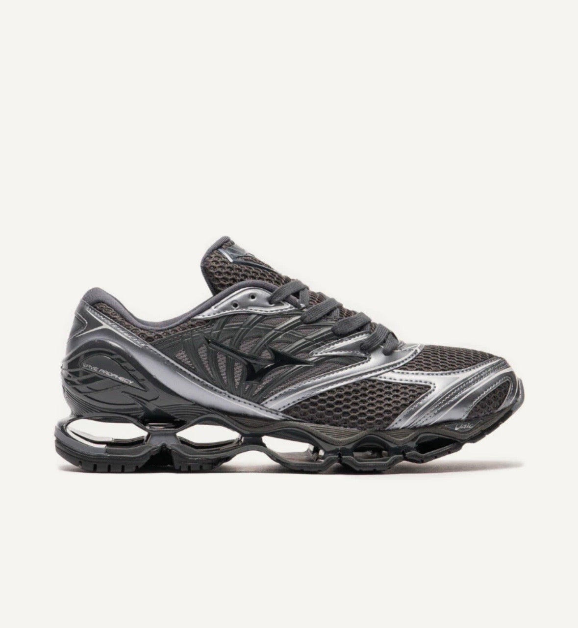 Mizuno Prophecy LS