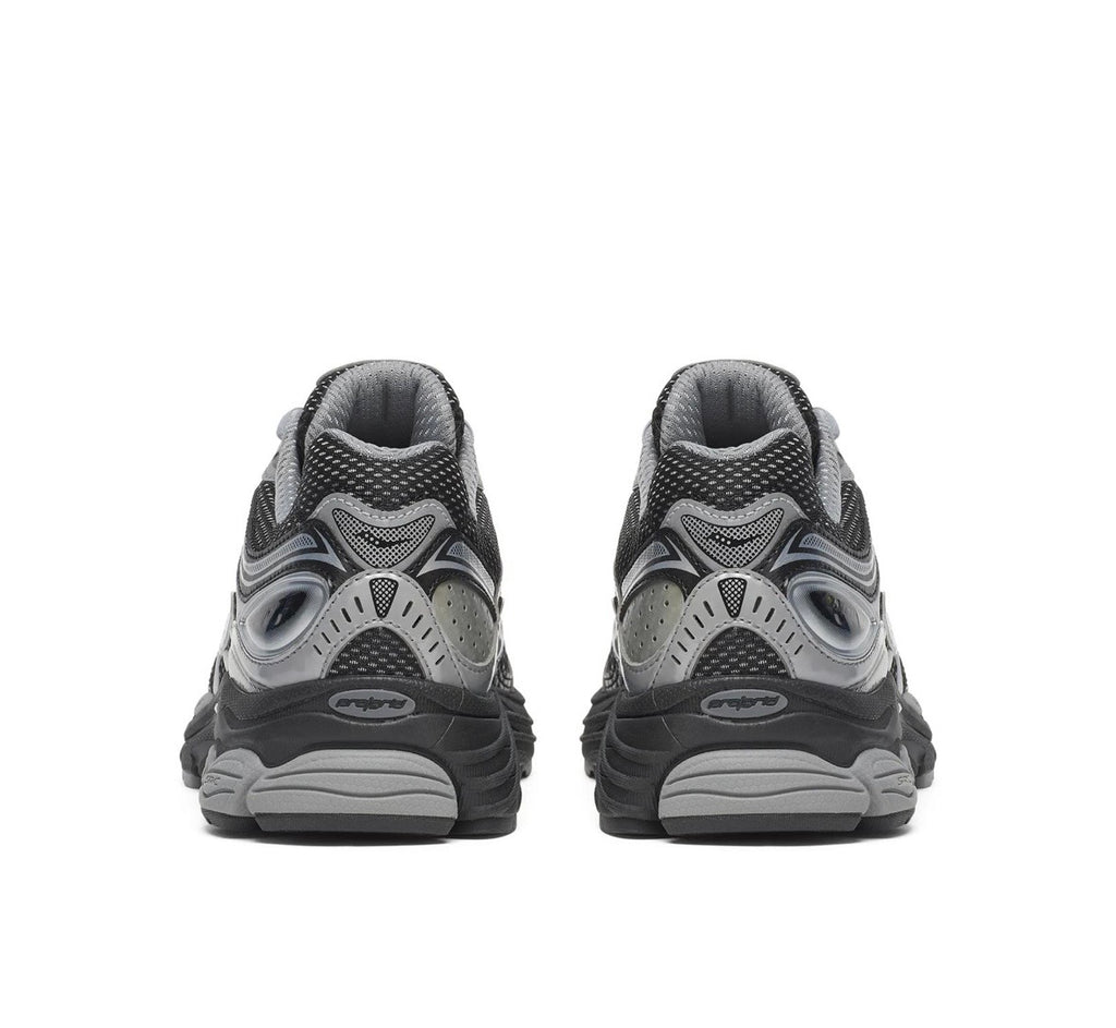 Sauconny Omni 9