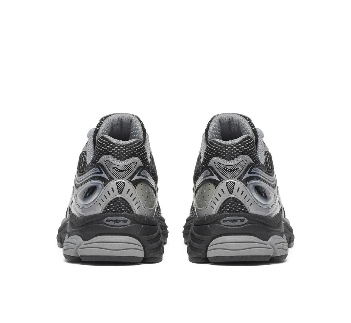 Sauconny Omni 9